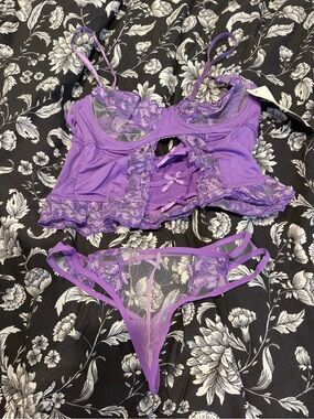 Popsi Lingerie Lavender Bustier Corset Thong Set